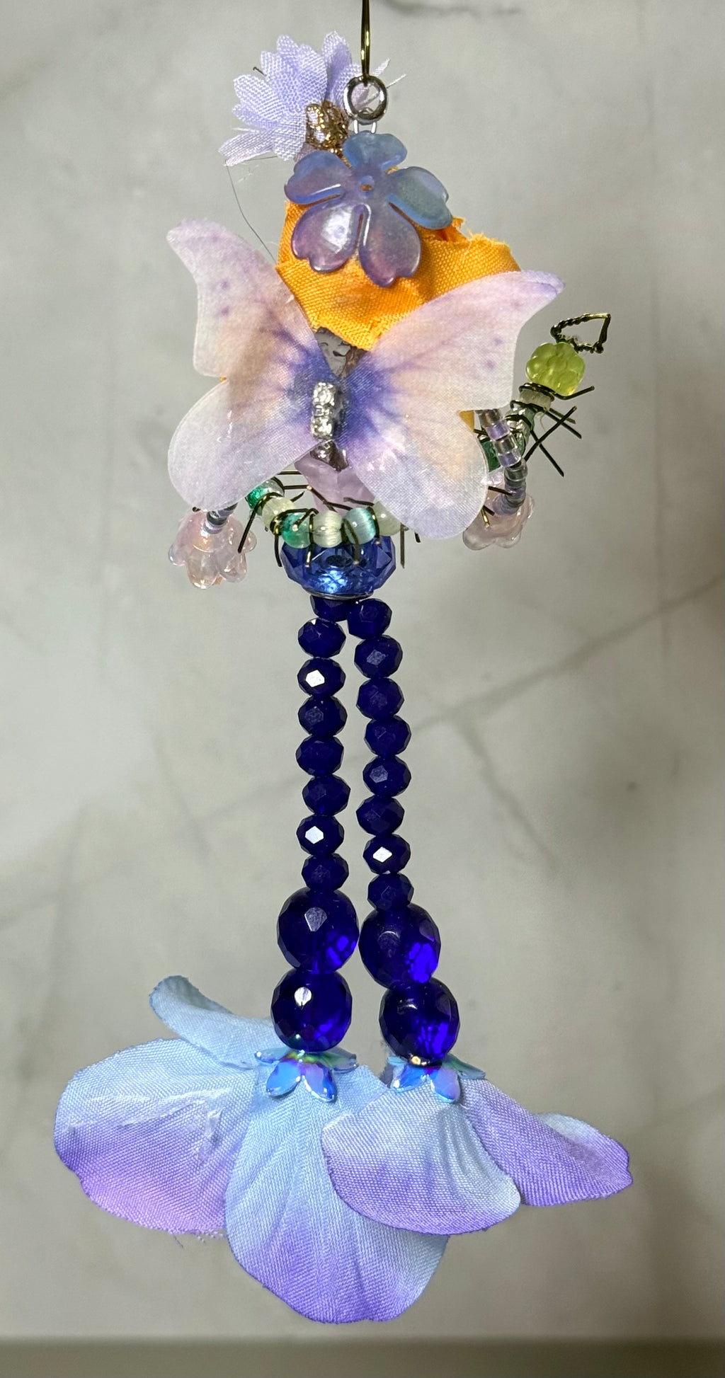 ‘Centipede Familiar’ flower sprite