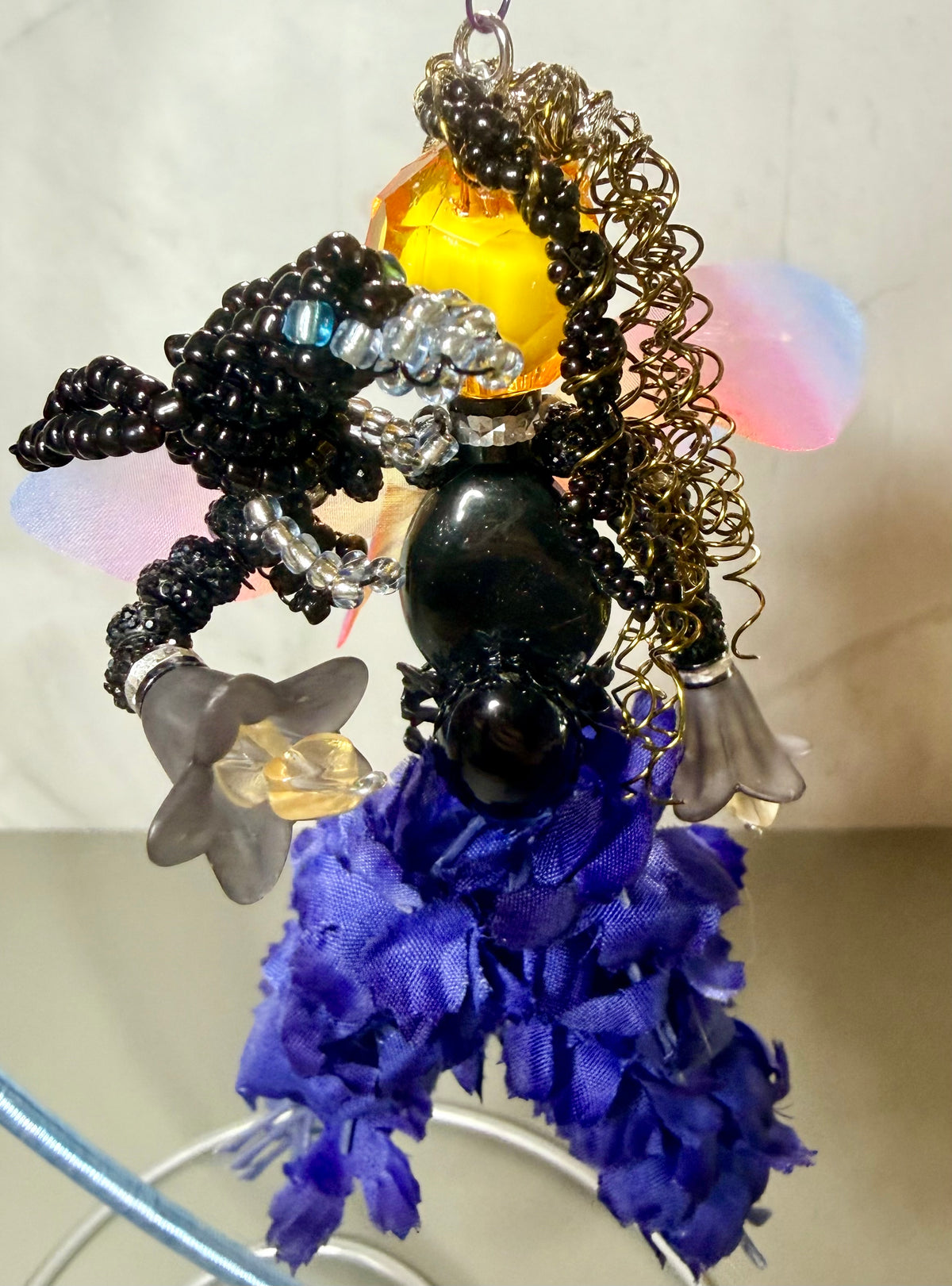 ‘Raven’ flower sprite