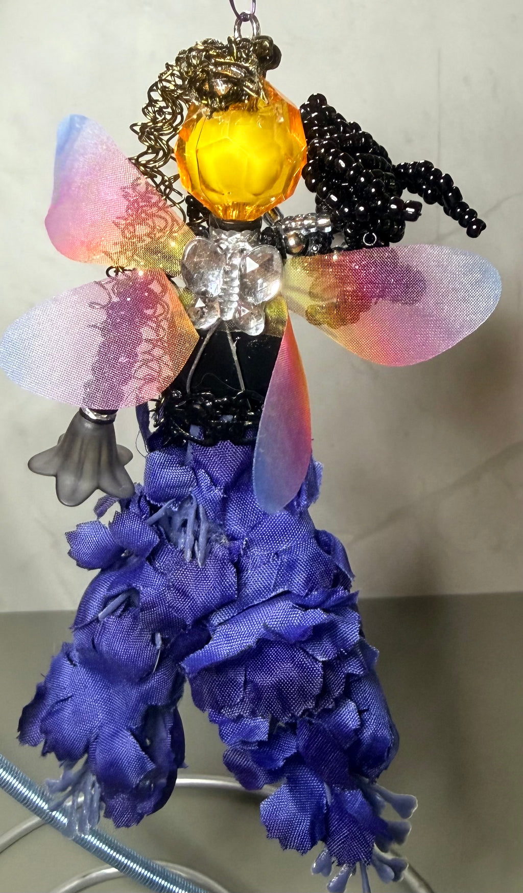 ‘Raven’ flower sprite